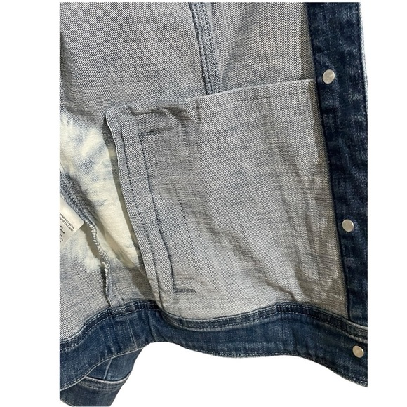 NWT Chico's Tie Dye Denim Jacket Chico's Size 0 Conv. Size 4 - Picture 5 of 15